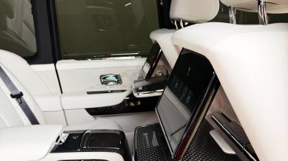 Rolls Royce Cullinan - Thahab Motors Luxury Car Dealership Dubai