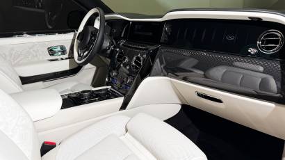 Rolls Royce Cullinan - Thahab Motors Luxury Car Dealership Dubai