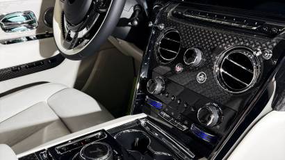 Rolls Royce Cullinan - Thahab Motors Luxury Car Dealership Dubai
