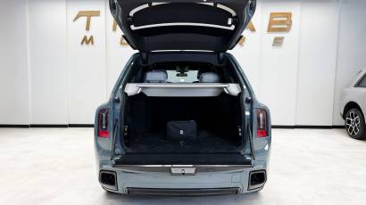 Rolls Royce Cullinan - Thahab Motors Luxury Car Dealership Dubai