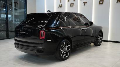 Rolls Royce Cullinan - Thahab Motors Luxury Car Dealership Dubai