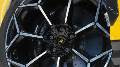 Lamborghini Urus - Thahab Motors Dubai Luxury Car Dealership