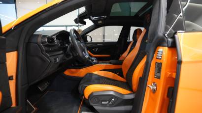 Lamborghini Urus - Thahab Motors Luxury Car Dealership DubaiRolls Royce Cullinan - Thahab Motors Luxury Car Dealership Dubai