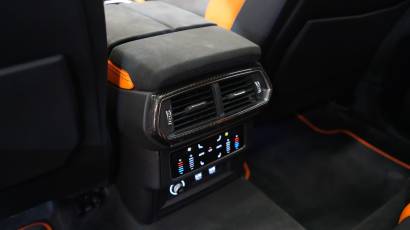 Lamborghini Urus - Thahab Motors Luxury Car Dealership DubaiRolls Royce Cullinan - Thahab Motors Luxury Car Dealership Dubai