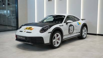Porsche 911 Dakar - Thahab Motors Luxury Car Dealership Dubai