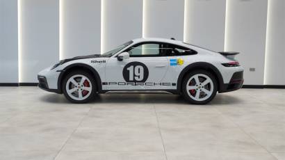 Porsche 911 Dakar - Thahab Motors Luxury Car Dealership Dubai