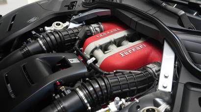 Ferrari Purosangue - Thahab Motors Luxury Car Dealership DubaiRolls Royce Cullinan - Thahab Motors Luxury Car Dealership Dubai