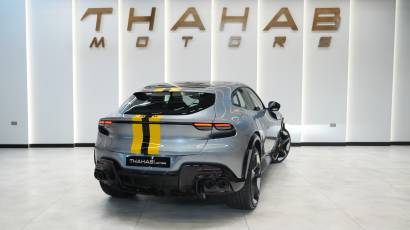 Ferrari Purosangue - Thahab Motors Luxury Car Dealership DubaiRolls Royce Cullinan - Thahab Motors Luxury Car Dealership Dubai