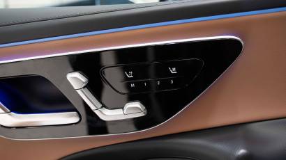 Mercedes-Benz E-Class E 200 - Thahab Motors Luxury Car Dealership - Dubai