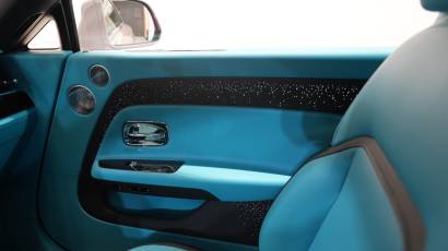 Rolls-Royce Spectre- Thahab Motors Luxury Car Dealership DubaiRolls Royce Cullinan - Thahab Motors Luxury Car
