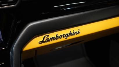 Lamborghini Urus - Thahab Motors Luxury Car Dealership - Dubai