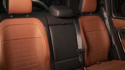 Land Rover Defender - 2025 - Thahab Motors Luxury Car Dealership Dubai