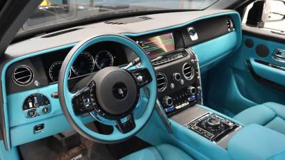 Rolls-Royce Cullinan Black Badge - 2023 - Thahab Motors Luxury Car Dealership Dubai