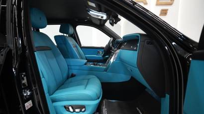 Rolls-Royce Cullinan Black Badge - 2023 - Thahab Motors Luxury Car Dealership Dubai