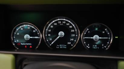 Rolls-Royce Cullinan Black Badge - 2023 - Thahab Motors Luxury Car Dealership Dubai