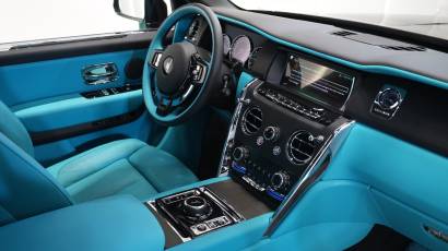 Rolls-Royce Cullinan Black Badge - 2023 - Thahab Motors Luxury Car Dealership Dubai