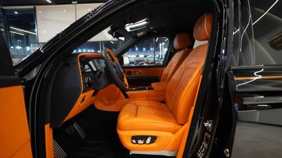 Rolls-Royce Cullinan Black Badge - 2025 - Thahab Motors Luxury Car Dealership Dubai
