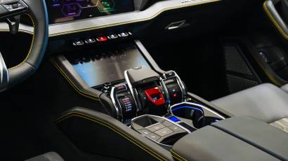 Lamborghini Urus SE - 2025 - Thahab Motors Luxury Car Dealership Dubai