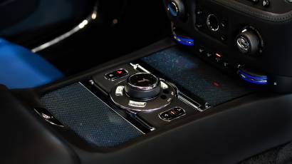 Rolls-Royce Wraith Black Badge - 2020 - Thahab Motors Luxury Car Dealership Dubai
