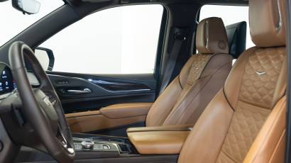 Cadillac Escalade Sport Platinum - GCC - 2021 - Thahab Motors Luxury Car Dealership Dubai
