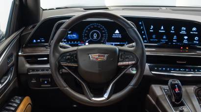 Cadillac Escalade Sport Platinum - GCC - 2021 - Thahab Motors Luxury Car Dealership Dubai