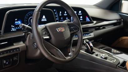 Cadillac Escalade Sport Platinum - GCC - 2021 - Thahab Motors Luxury Car Dealership Dubai