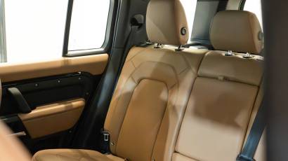 Land Rover Defender 110 X-Dynamic HSE - 25 -Thahab Motors Luxury Car Dealership Dubai