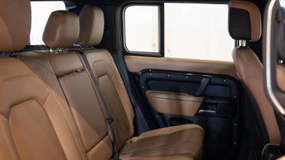 Land Rover Defender 110 X-Dynamic HSE - 25 -Thahab Motors Luxury Car Dealership Dubai