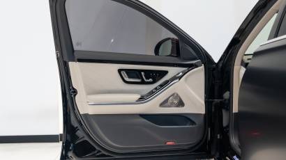 Mercedes-Benz S-Class S 500 4Matic - 2021 - Black - White - Thahab Motors Luxury Car Dealership Dubai