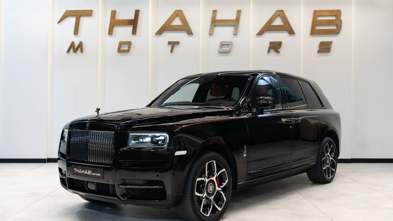 ROLLS-ROYCE CULLINAN – BLACK BADGE
