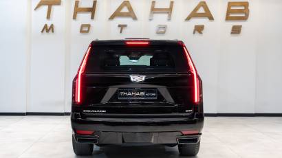 Cadillac Escalade Sport Platinum - GCC - 2021 - Thahab Motors Luxury Car Dealership Dubai