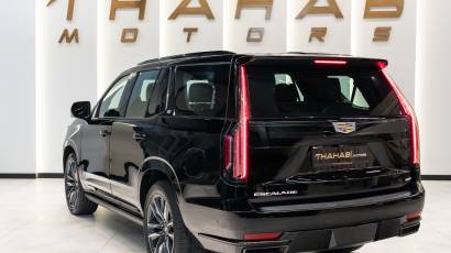 Cadillac Escalade Sport Platinum - GCC - 2021 - Thahab Motors Luxury Car Dealership Dubai