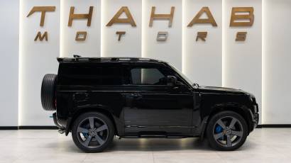 Land Rover Defender 90 - V8 Edition P525 - Thahab Motors Luxury Car Dealership Dubai