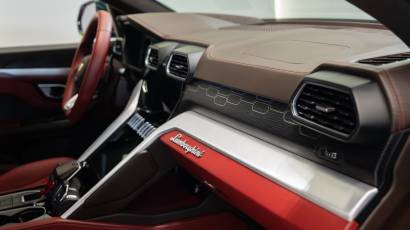 Lamborghini Urus Standard - 2020 - Thahab Motors Luxury Car Dealership Dubai