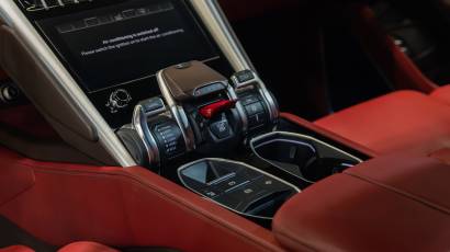 Lamborghini Urus Standard - 2020 - Thahab Motors Luxury Car Dealership Dubai