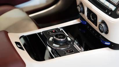 Rolls-Royce Wraith - 2020 - Thahab Motors Luxury Car Dealership Dubai