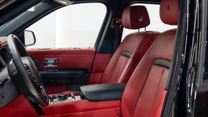 Rolls-Royce Cullinan - Black Badge - 2021 - Thahab Motors Luxury Car Dealership Dubai