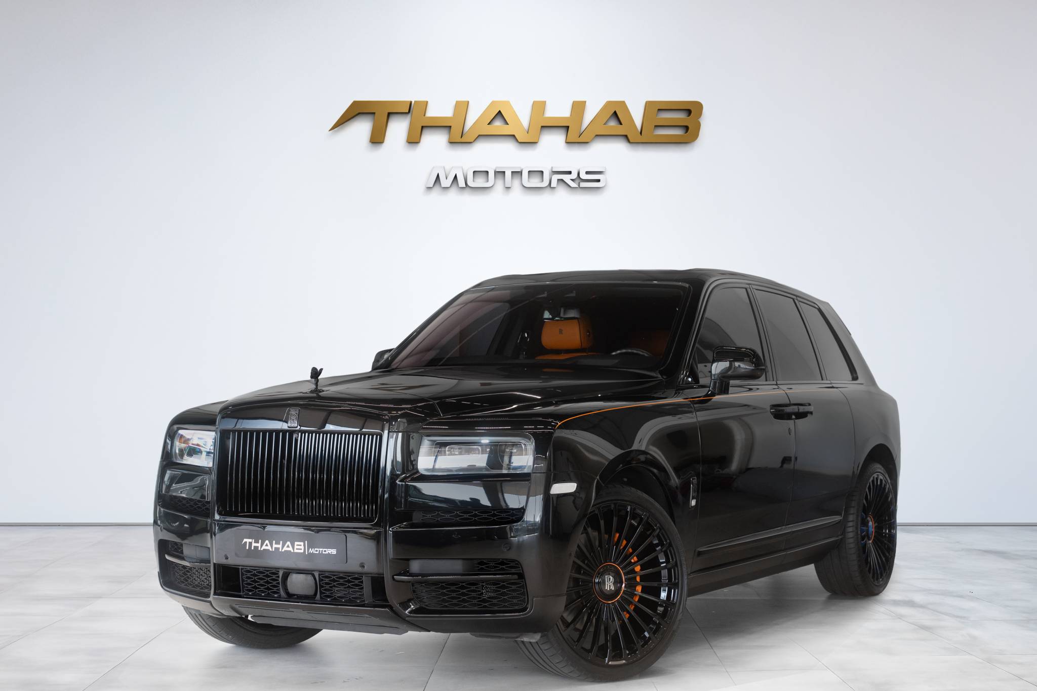 Rolls-Ryoce Cullinan Standard Black Badge Kit- 2022 - European - Thahab Motors Luxury Car Dealership Dubai