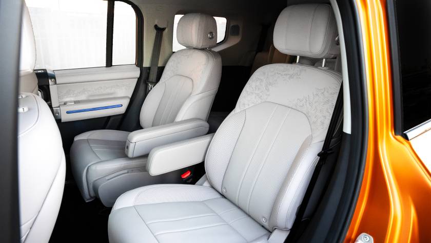Jetour G700 Luxury - 2026 - Thahab Motors Luxury Car Dealership Dubai