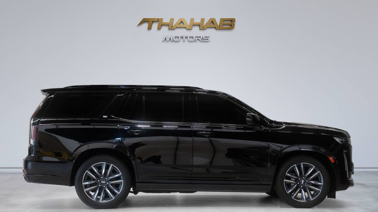 Cadillac Escalade Sport Platinum - GCC - 2021 - Thahab Motors Luxury Car Dealership