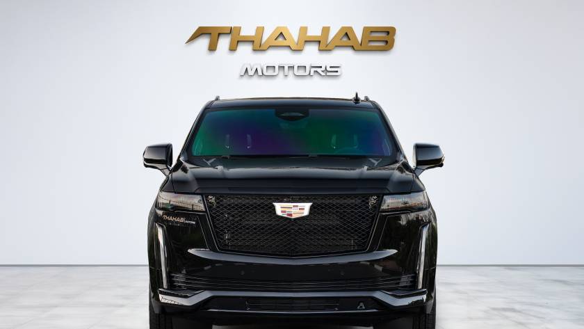 Cadillac Escalade Sport Platinum - GCC - 2024 - Thahab Motors Luxury Car Dealership Dub (2)