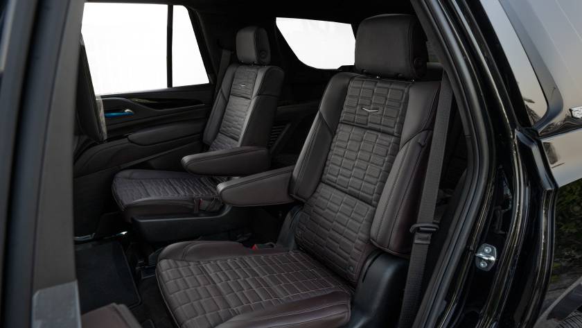 Cadillac Escalade Sport Platinum - GCC - 2024 - Thahab Motors Luxury Car Dealership Dub (6)