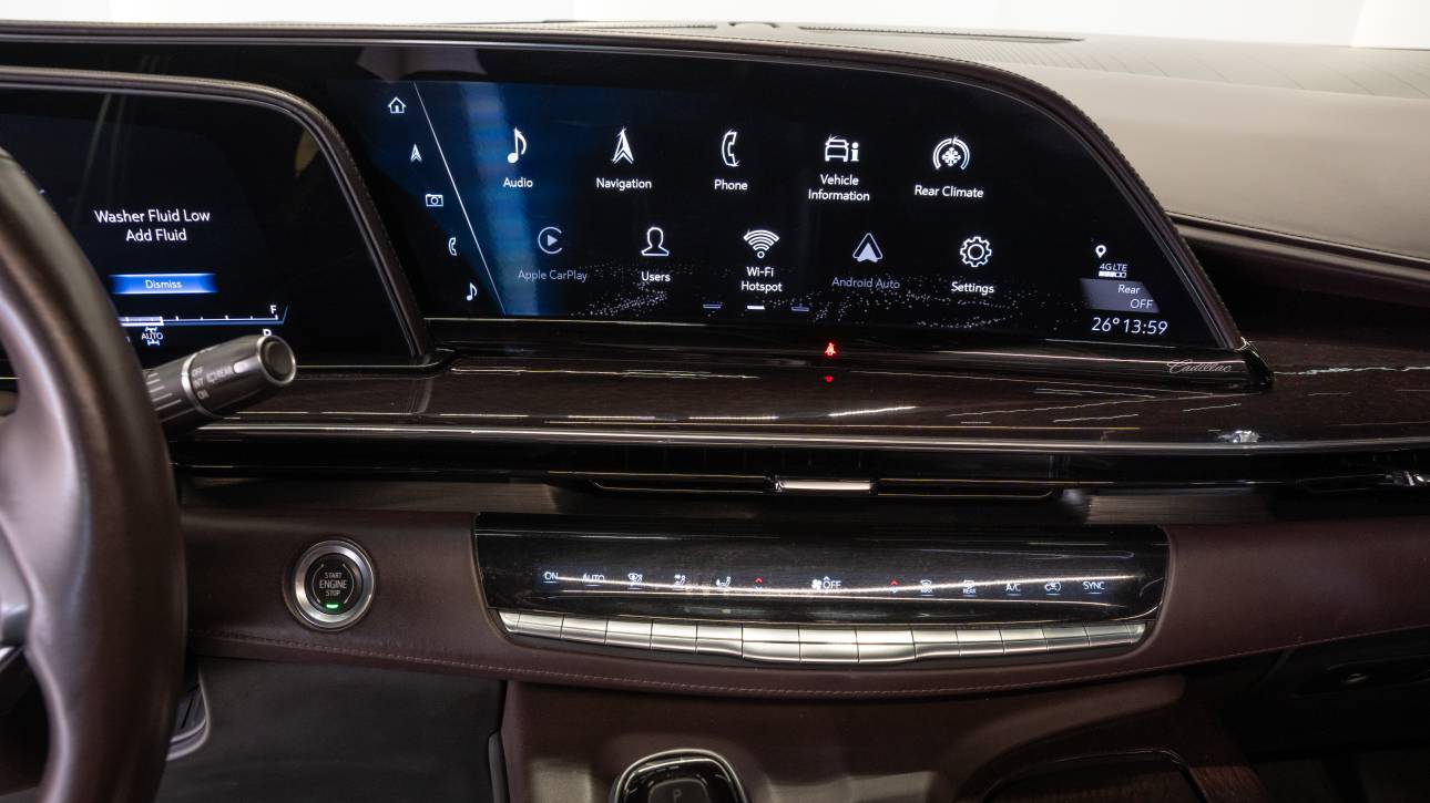 Cadillac Escalade Sport Platinum - GCC - 2021 - Thahab Motors Luxury Car Dealership