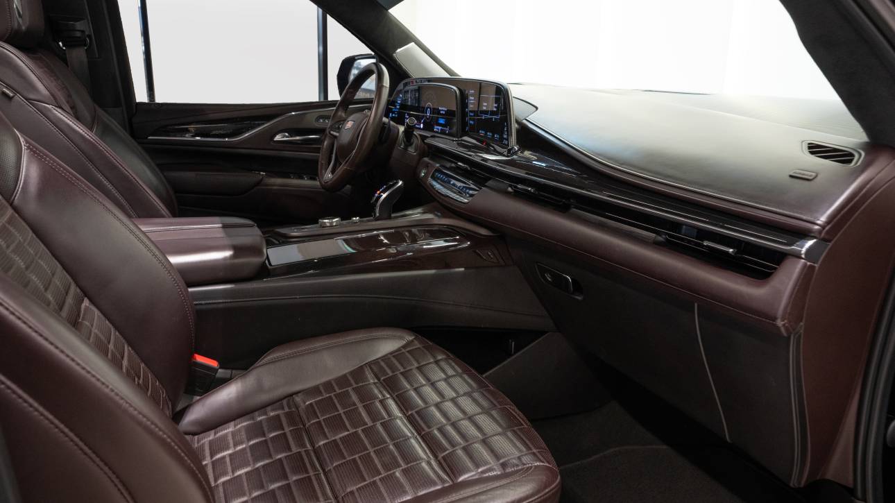 Cadillac Escalade Sport Platinum - GCC - 2021 - Thahab Motors Luxury Car Dealership