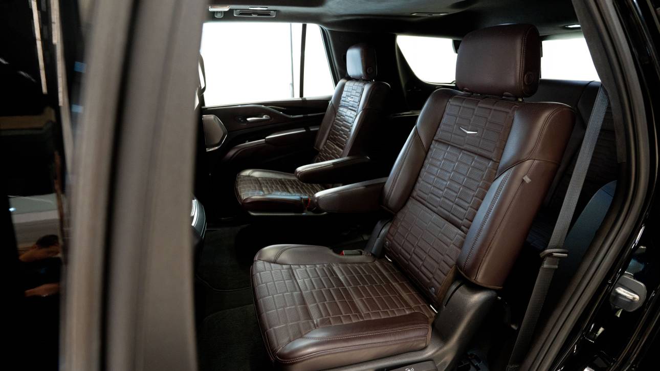 Cadillac Escalade Sport Platinum - GCC - 2021 - Thahab Motors Luxury Car Dealership