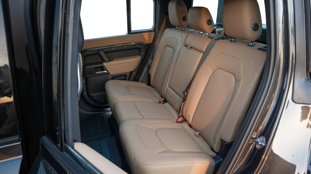 Land Rover Defender 110 X-Dynamic HSE - 2026 - Thahab Motors Luxury Car Dealership Dubai