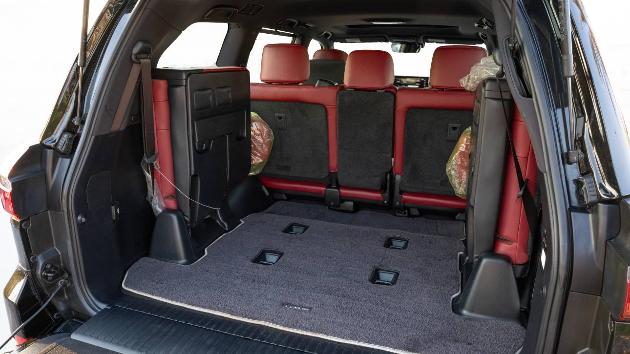 Lexus LX 570 Sport - 2019 - GCC - Thahab Motors Luxury Car Dealership Dubai