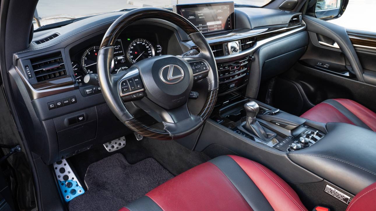 Lexus LX 570 Sport - 2019 - GCC - Thahab Motors Luxury Car Dealership Dubai