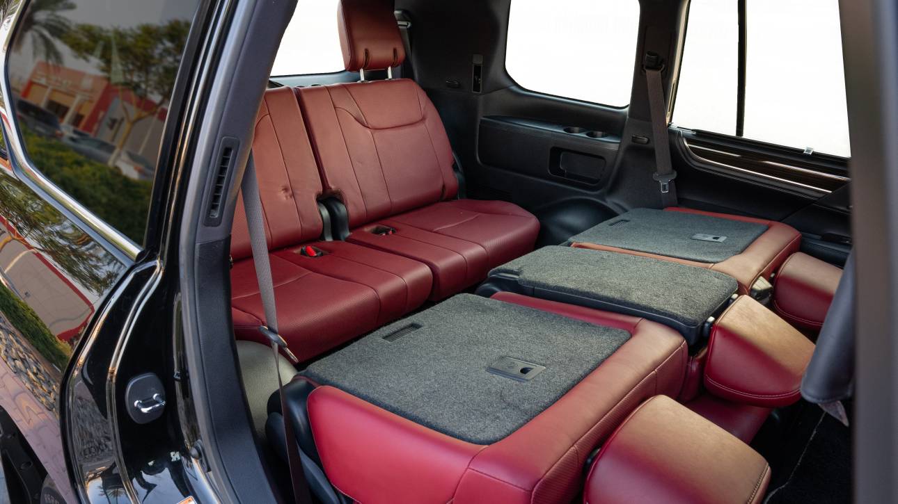 Lexus LX 570 Sport - 2019 - GCC - Thahab Motors Luxury Car Dealership Dubai