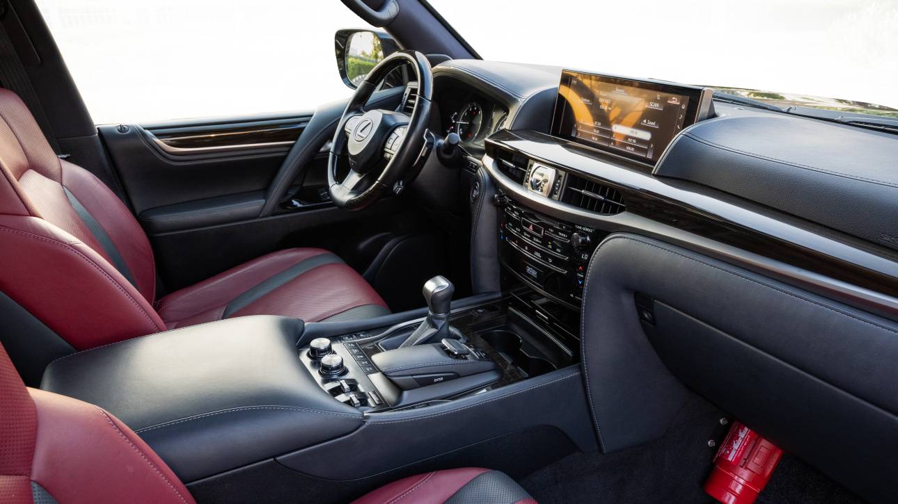 Lexus LX 570 Sport - 2019 - GCC - Thahab Motors Luxury Car Dealership Dubai